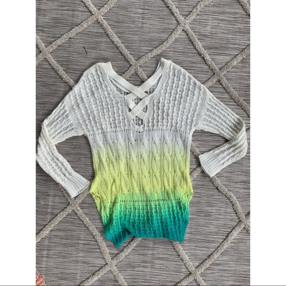 Ombré High-Low Boutique Sweater - Picture 3 of 4